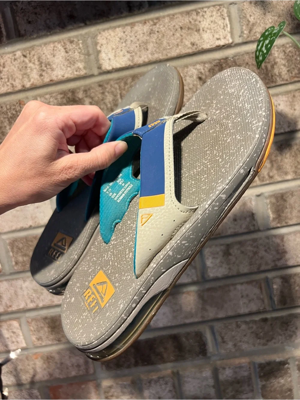 Reef Fanning sandals